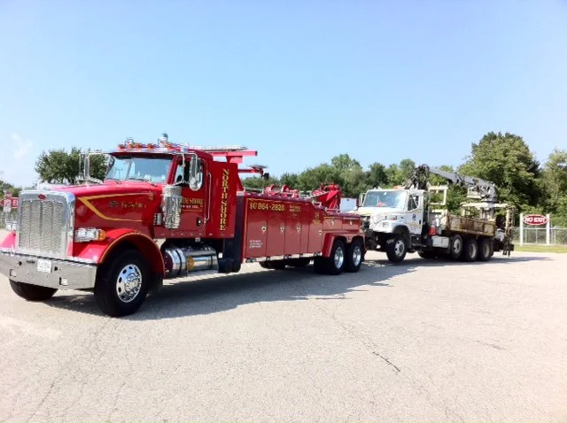 Heavy Towing Larkins Pointe