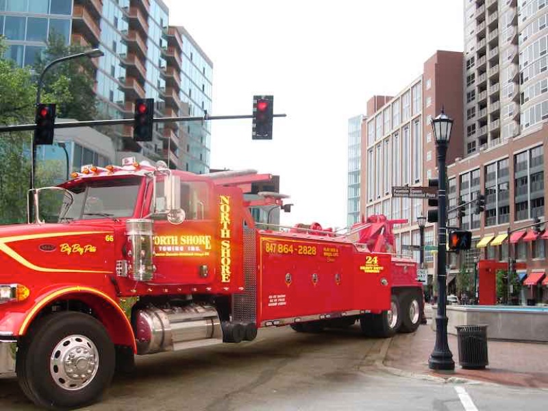 Chicago Tow truck
